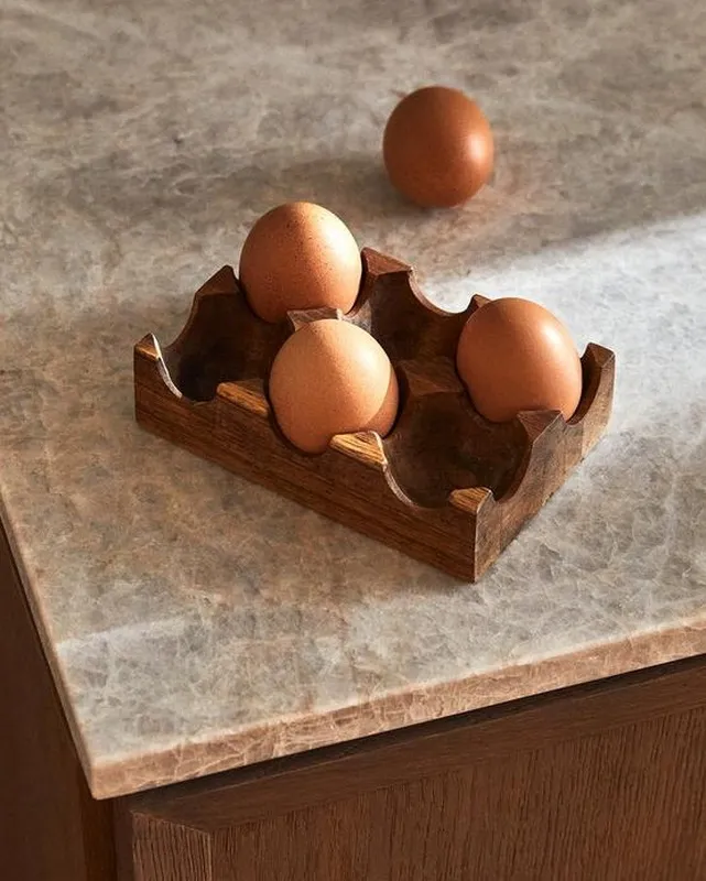 Thickend Wooden Egg Storage Rack Egg Holder for 6 Fresh Eggs