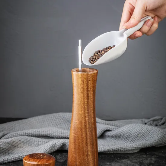 Well - Crafted Manual Acacia Wood Grinder for Pepper and Spice