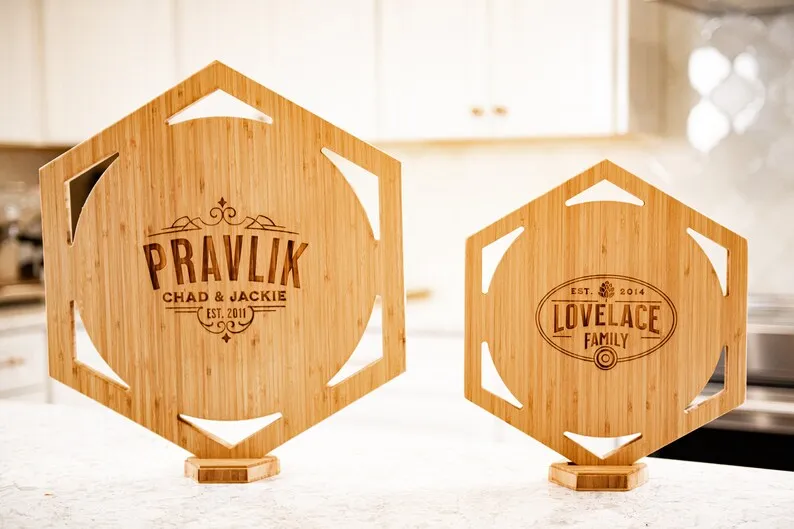 Multifunctional Hexegonal Shape Smart Engraved Bamboo Serving Board Cutting Board Set of 2