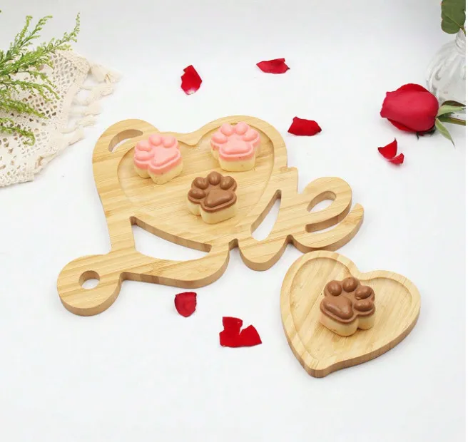 Wholesale Heart Shaped Bamboo Serving Tray Dessert Plate Set for Home