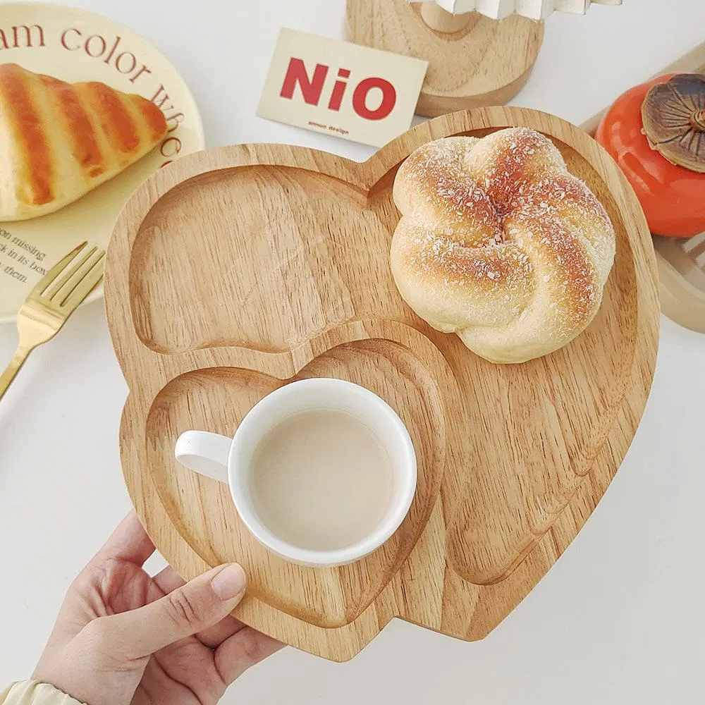 Heart Shaped Divided Rubber Wooden Snack Plates Serving Tray