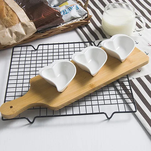 Bamboo Serving Tray /Base with 3 Heart Shape Ceramic Snack Sauce Dish