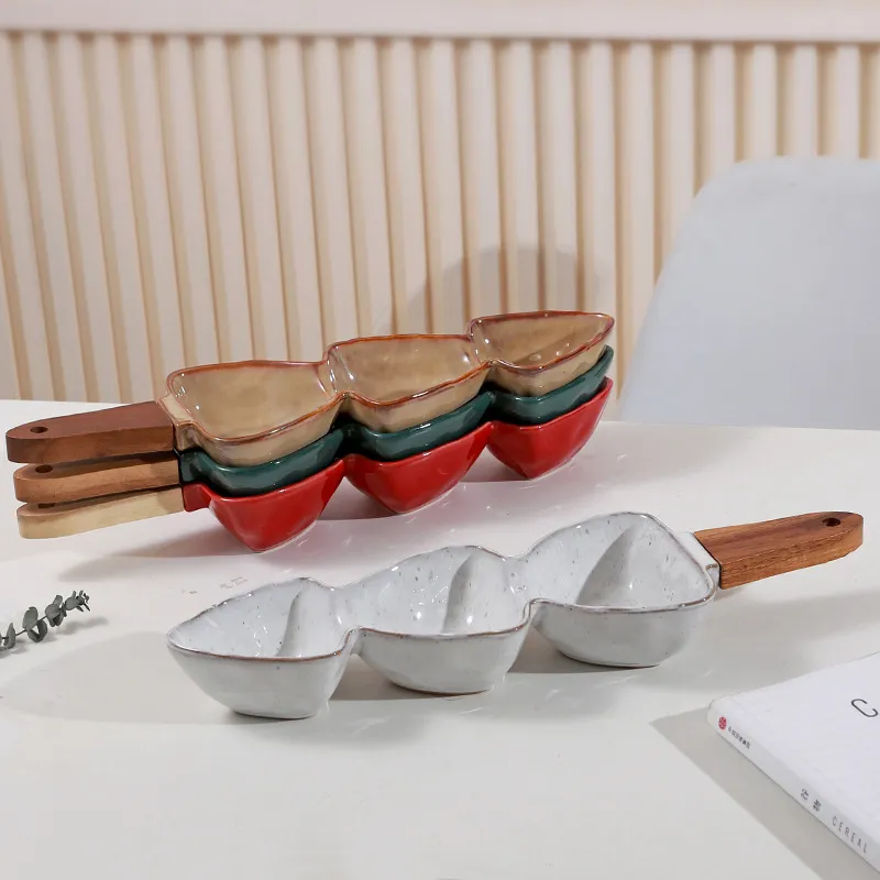 European Creative Ceramic Portion Bowl Snack Bowl with Wooden Handle