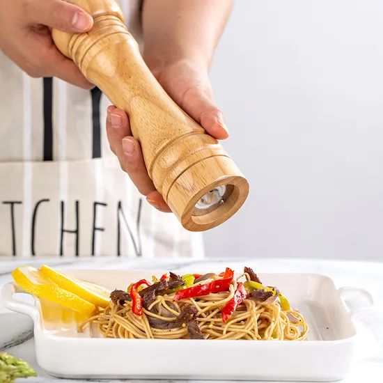 Manual Rubber Wood Pepper Mill Pepper Grinder Set of 3 for Kitchen