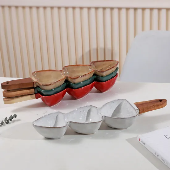 European Creative Ceramic Portion Bowl Snack Bowl with Wooden Handle