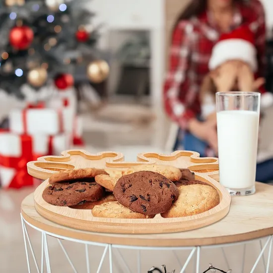 2 - Piece Reindeer - Shaped Bamboo Christmas Serving Trays for Cheese, Snacks, Charcuterie at Christmas Party